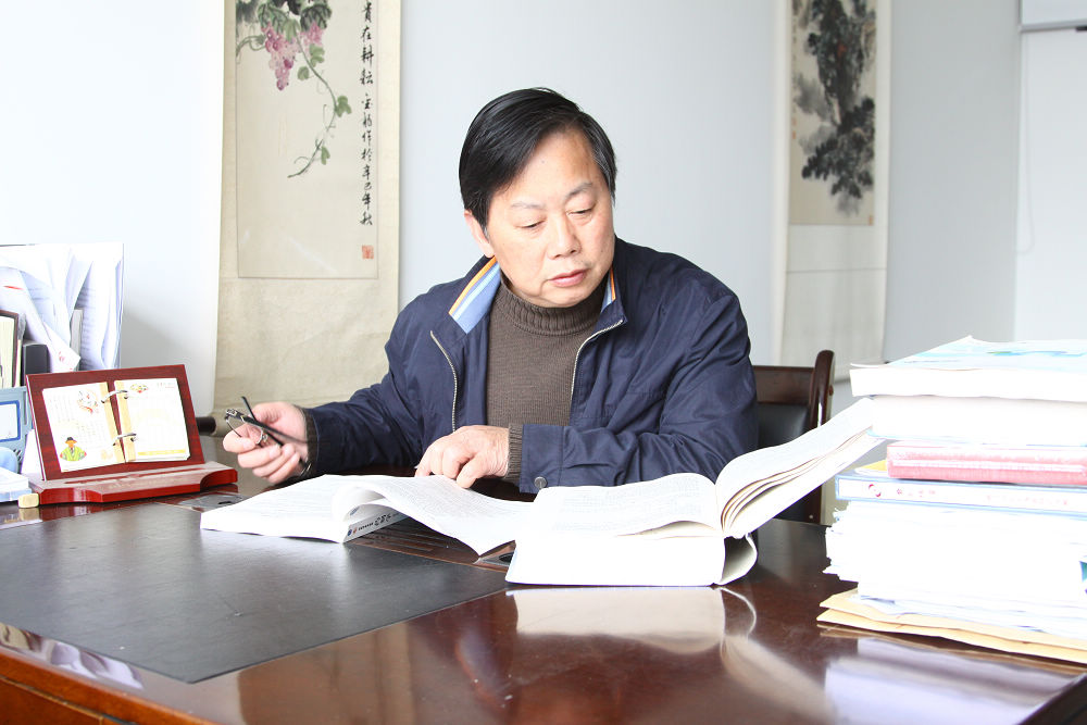 平其能--中国药科大学社会与管理药学博士生导师
